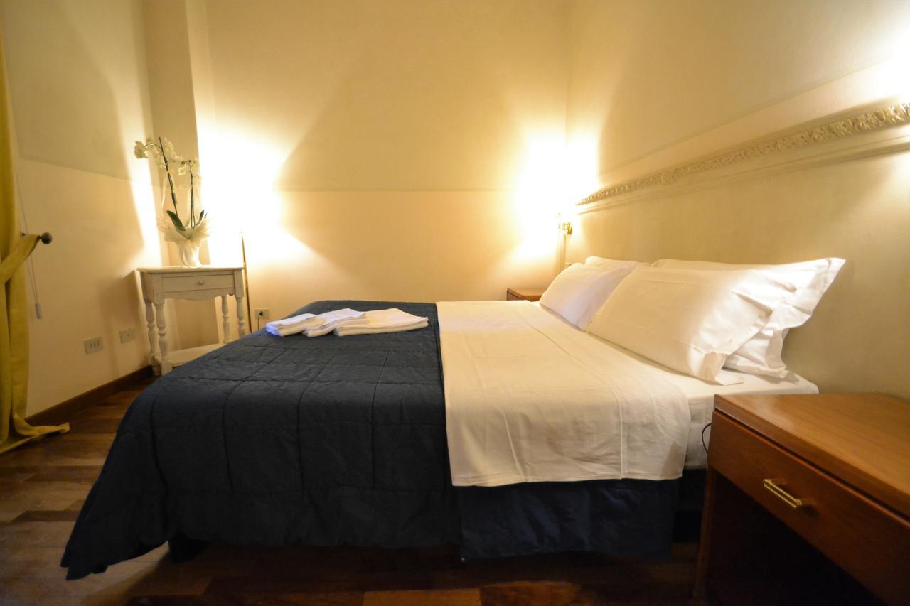 Hotel Posta Cecina  Luaran gambar